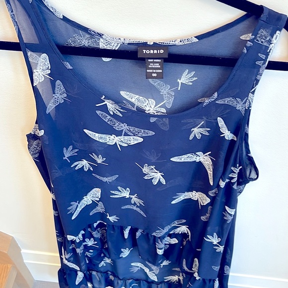 Torrid Sheer Asymmetrical Dragon Fly Top - Picture 4 of 4